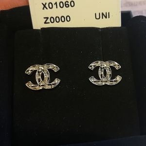 Chanel CC earrings